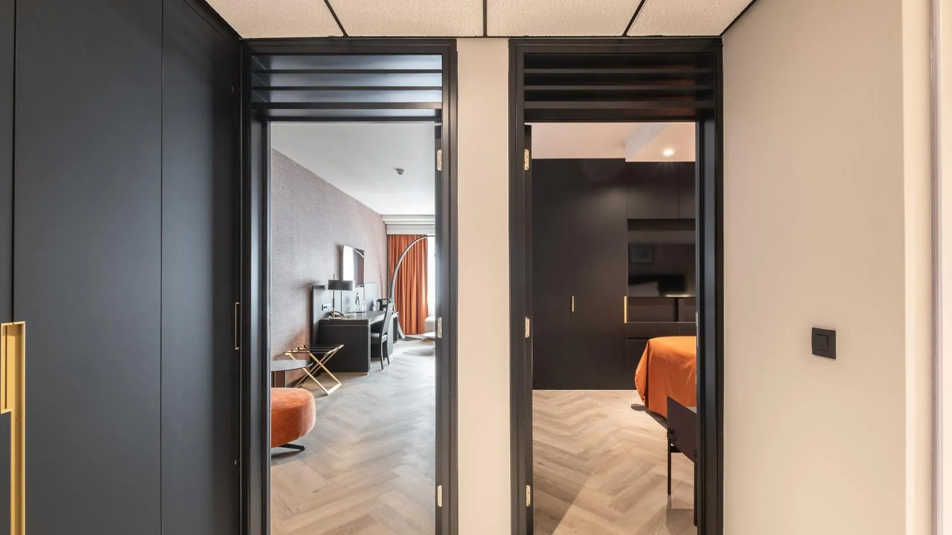 Hyllit Hotel Antwerpia 4*,  Belgia